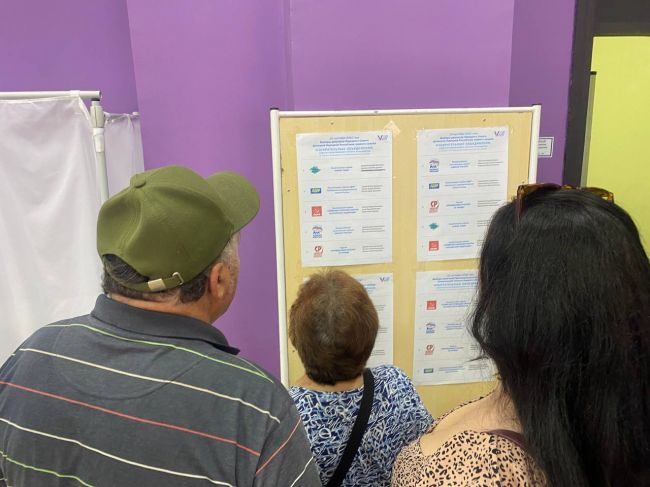 Жители ЛНР, ДНР, Луганской и Херсонской областей голосуют в Туле