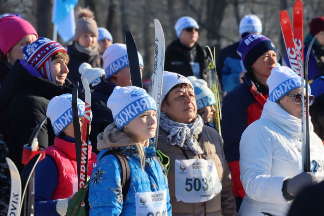В Тульской области 6000 любителей спорта приняли участие в «Лыжне России»