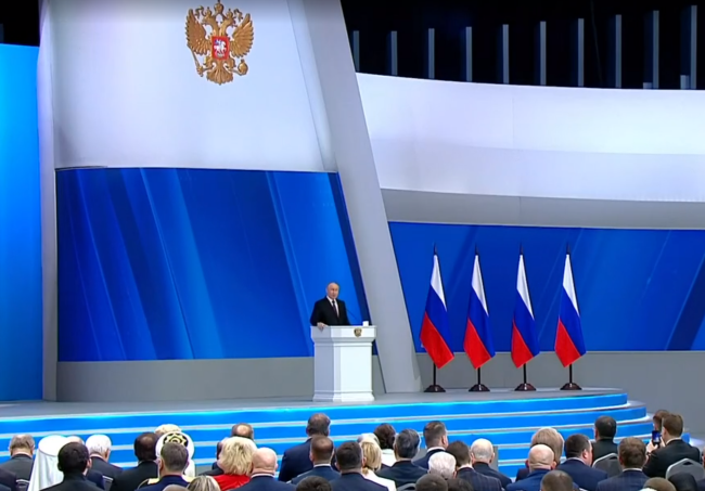 Владимир Путин: Поддержку семей участников необходимо продолжать
