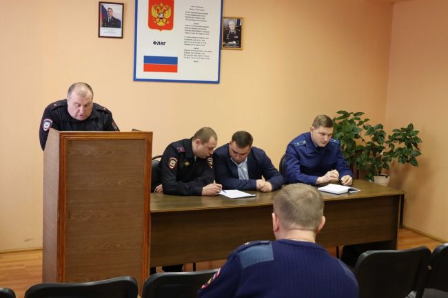 Роман Попов принял участие в совещании сотрудников полиции