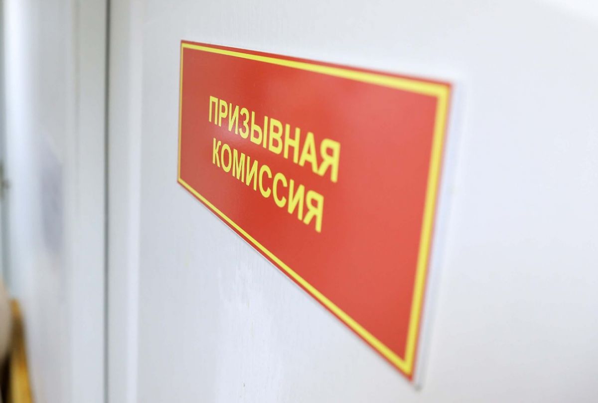 В армию теперь будут призывать в течение всего года