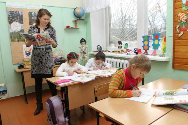 Учителю необходимо соблюдать правила хорошего тона в одежде