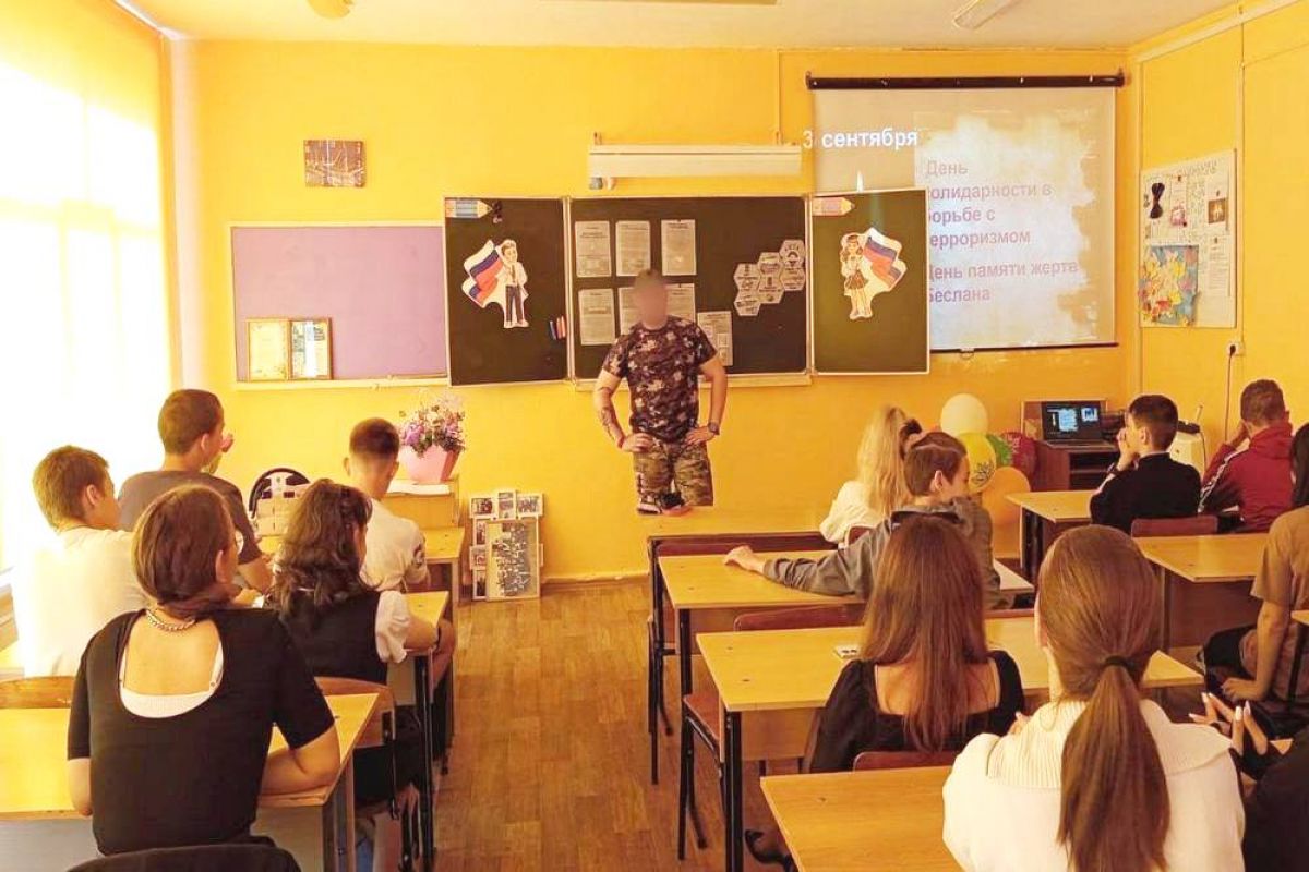 Киреевские школьники встретились с участником СВО