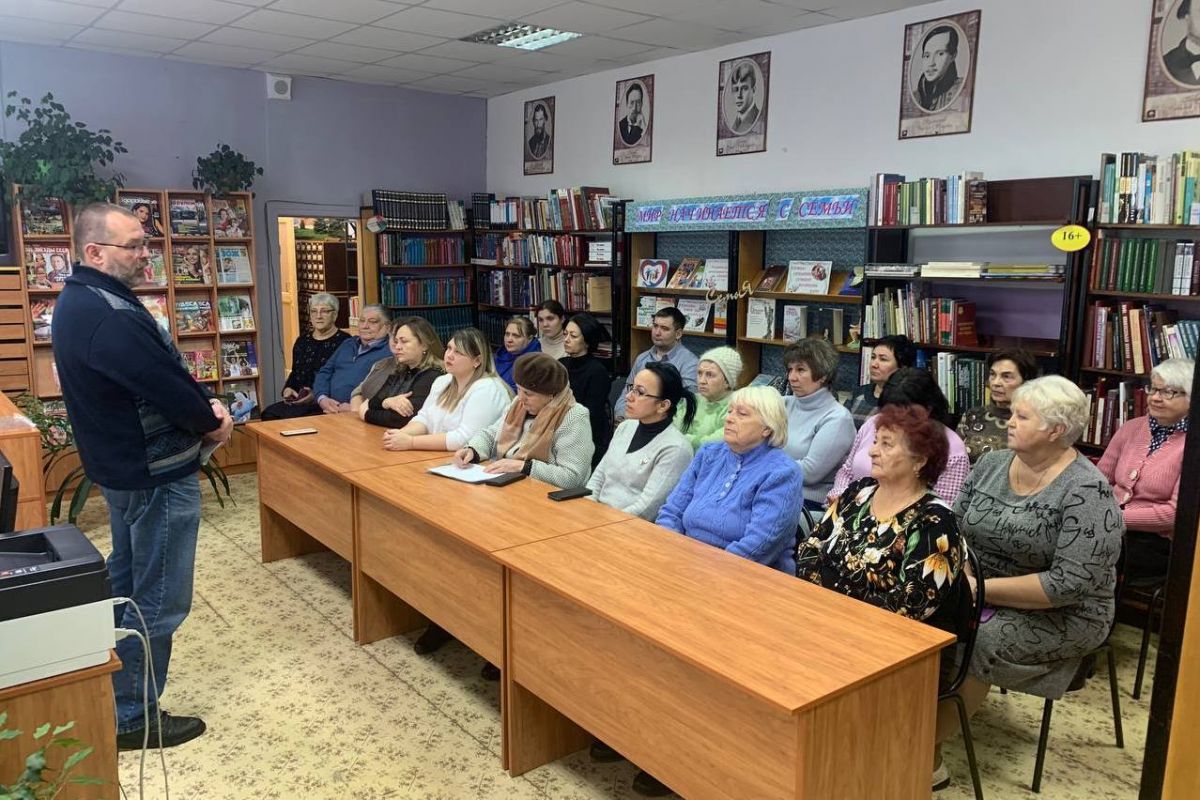 Активисты многоквартирных домов разбирались в тонкостях учета коммунальных ресурсов
