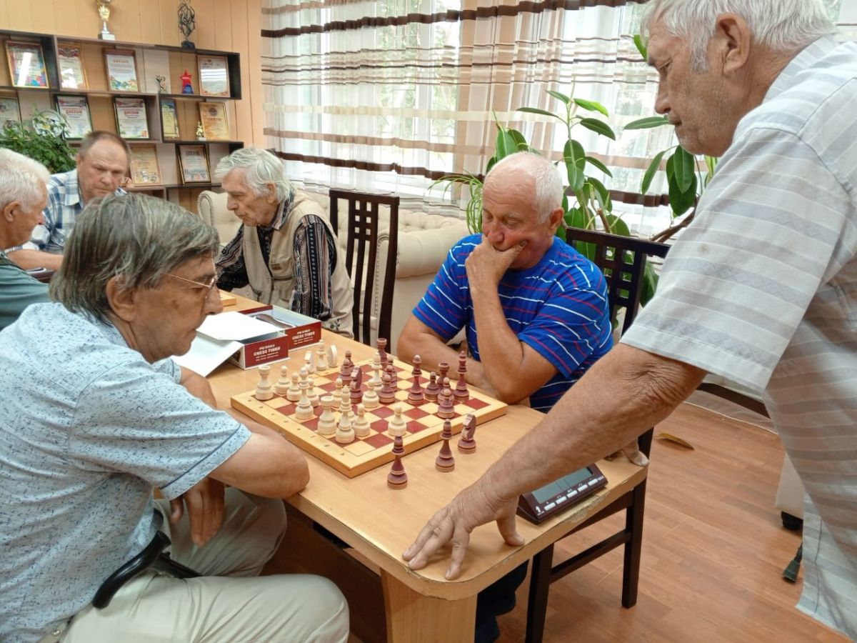 В Теплом прошел шахматный турнир