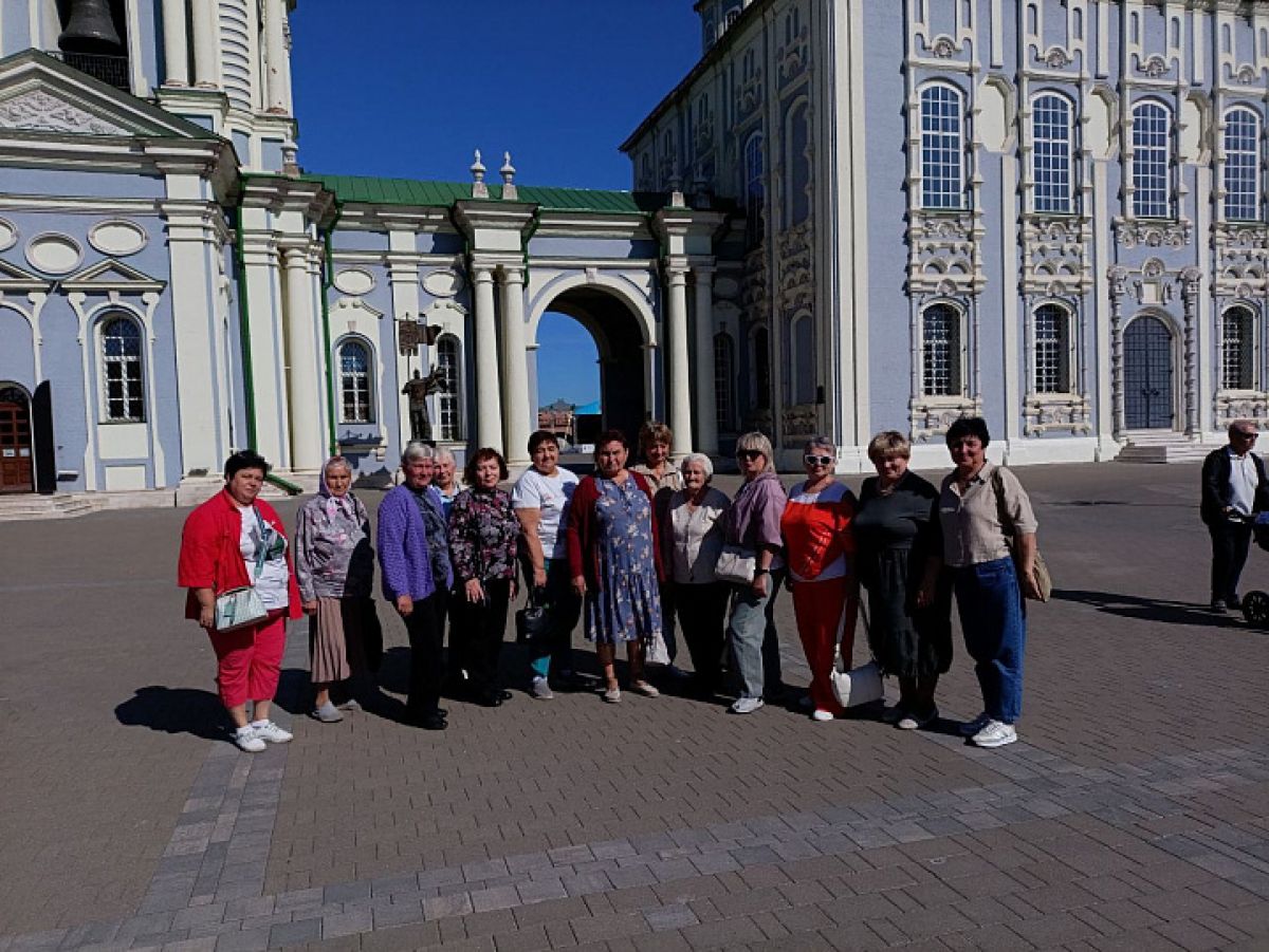 Для волонтеров СВО организована экскурсионная поездка