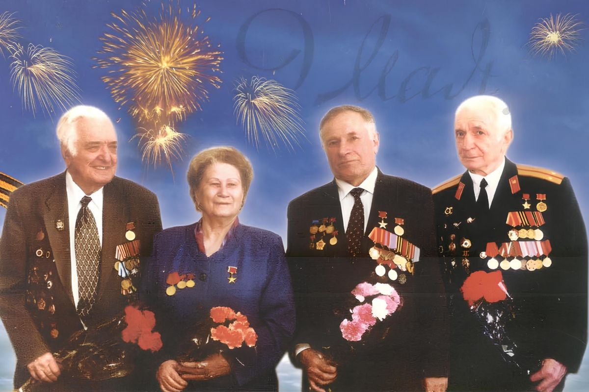 Парады героя-фронтовика Александра Григорьева