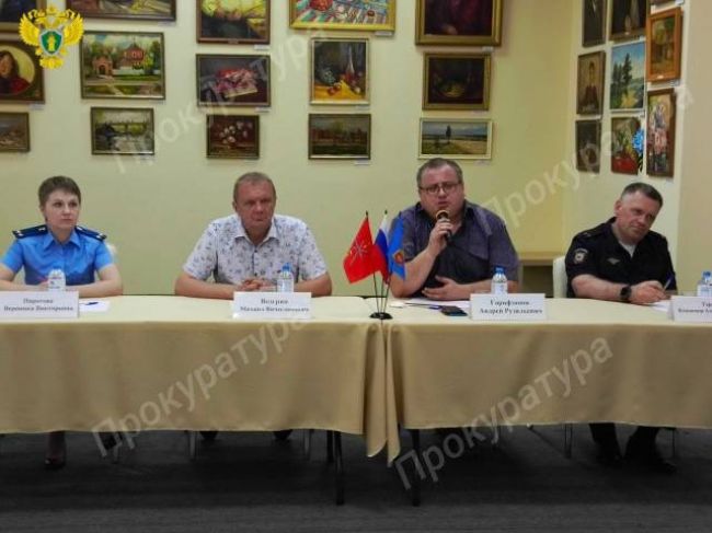 Прокуратура Плавского района по обращениям граждан организовала проверки исполнения действующего законодательства