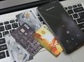 Мошенники крадут данные карт через фальшивые приложения