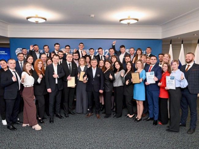Игорь Маковский наградил победителей конкурса «Молодые лидеры» и встретился с председателями Советов молодежи в Москве