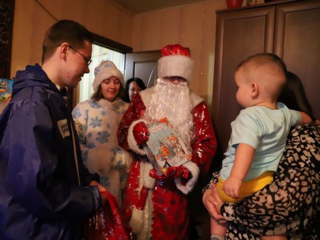 Николай Воробьев: В регионе продолжается праздничная акция «Новый год – в каждый дом»