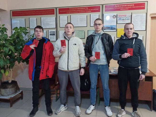 В военном комиссариате Узловского района продолжаются отправки граждан на военную службу