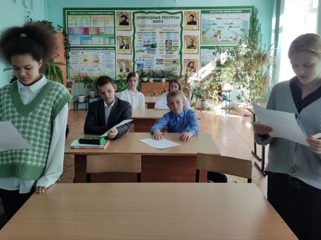 Учитель – это уникальная профессия вне времени и моды Учитель – это уникальная профессия вне времени и моды