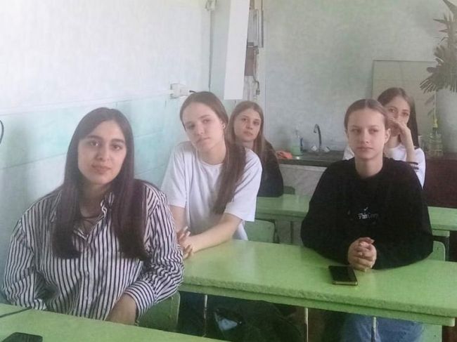 Школьникам рассказали о девушках-зенитчицах, защищавших в военное время Узловую