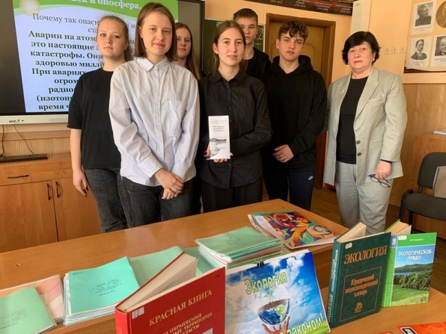 Узловские школьники узнали о нормативных документах, регулирующих экологические правоотношения