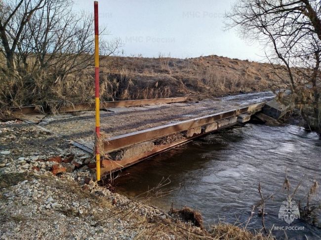 Всего на контроле в Тульской области подтоплено 13 низководных мостов в 7 муниципальных образованиях