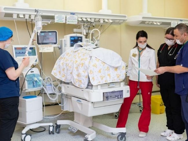 Тульские врачи спасли малышку весом 580 граммов