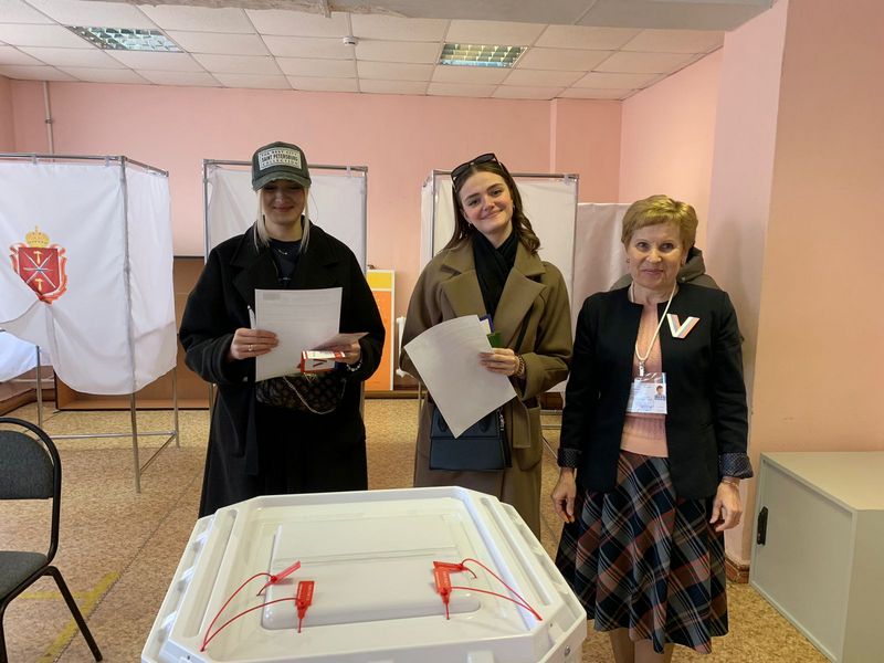 Молодежь Узловой активно принимает участие в выборах Президента
