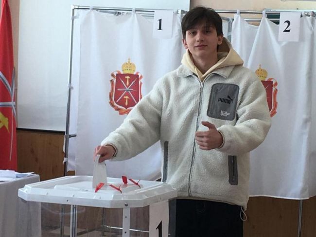 Молодежь Узловой продолжает проявлять активность в выборах Президента России