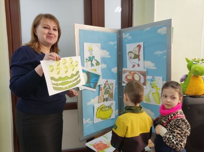 Увлекательное библиопутешествие «Сказочная география» совершили юные читатели в Дубовской детской сельской библиотеке