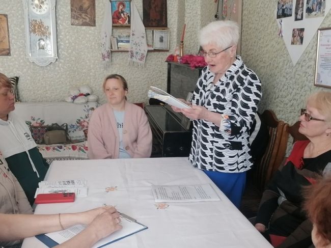 Участники женского клуба «Берегиня» собрались, чтобы еще раз поговорить о Великой Отечественной войне