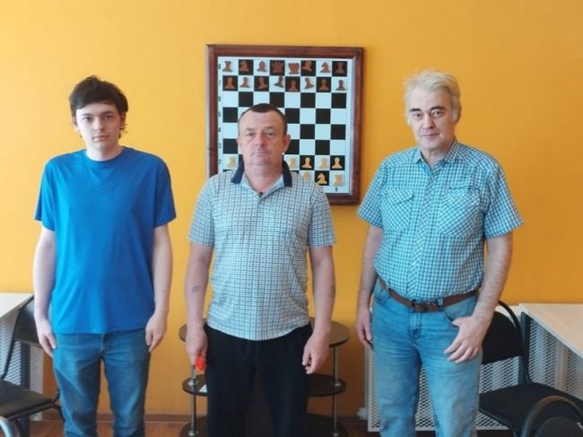 Узловские шахматисты приняли участие в командном первенстве Тульской области среди малых городов