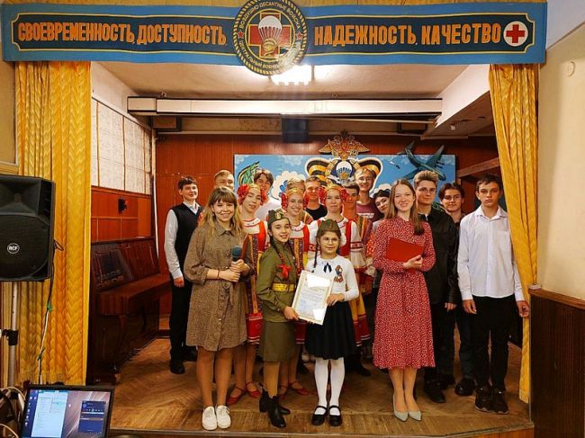 Елена Гребнева организовала праздничный концерт в госпитале