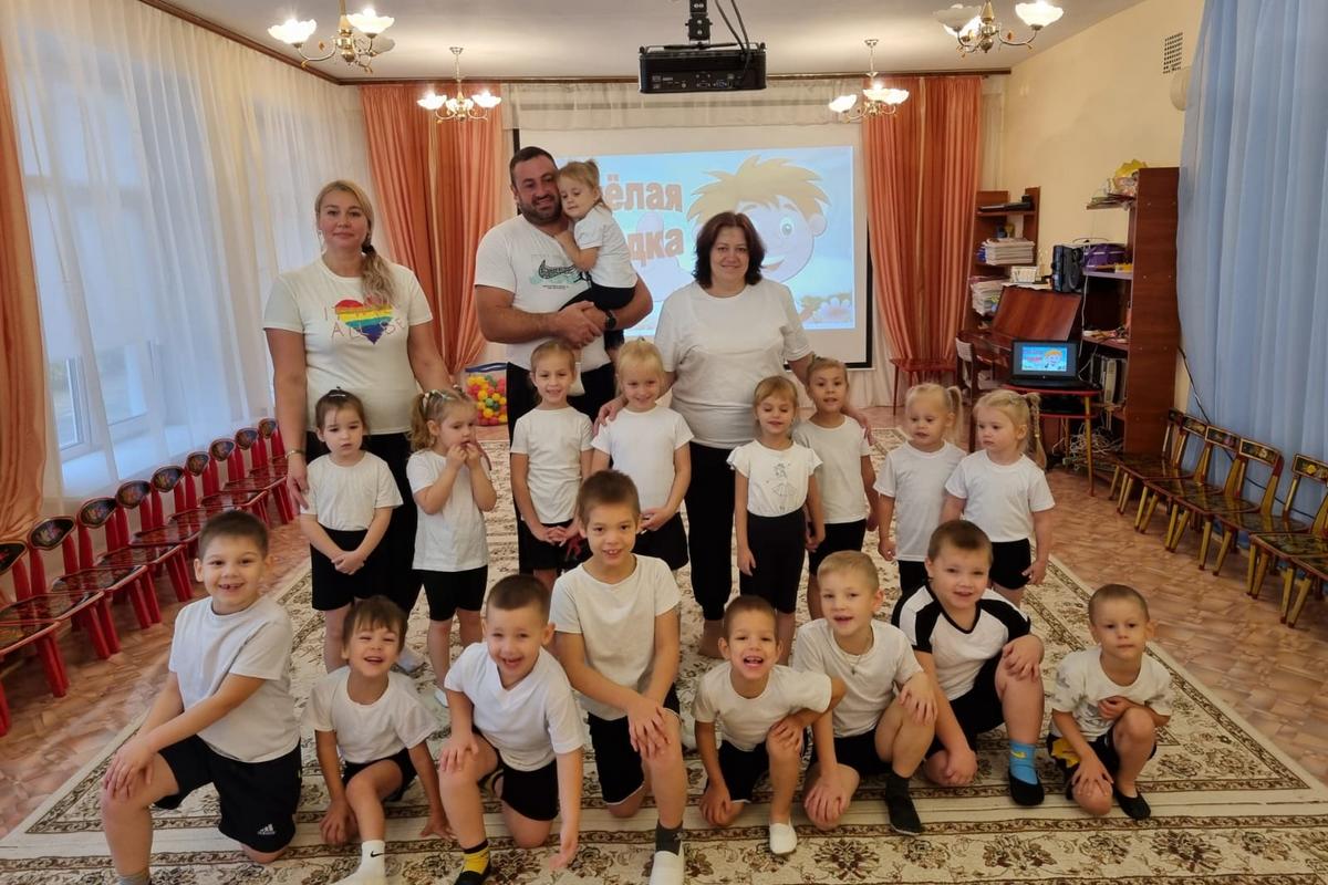 Зарядка с папой веселей – считают узловские дошкольники Зарядка с папой веселей – считают узловские дошкольники