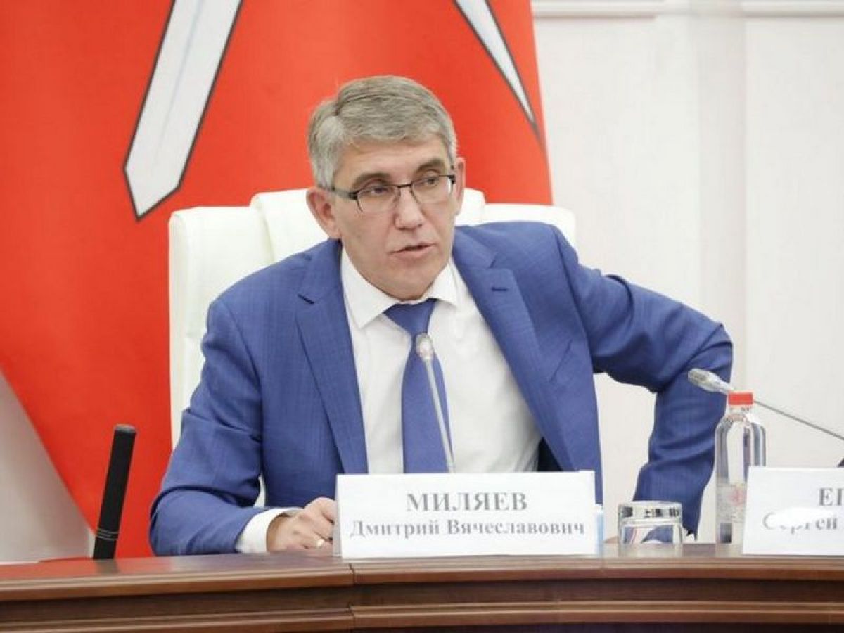 Дмитрий Миляев выразил соболезнования в связи с уходом из жизни председателя Тульского отделения Российского Союза ветеранов Виктора Выродова