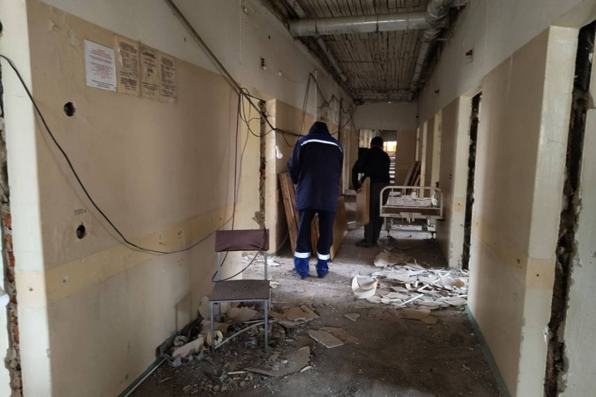 В Новомосковской больнице начался капитальный ремонт инфекционного отделения В Новомосковской больнице начался капитальный ремонт инфекционного отделения