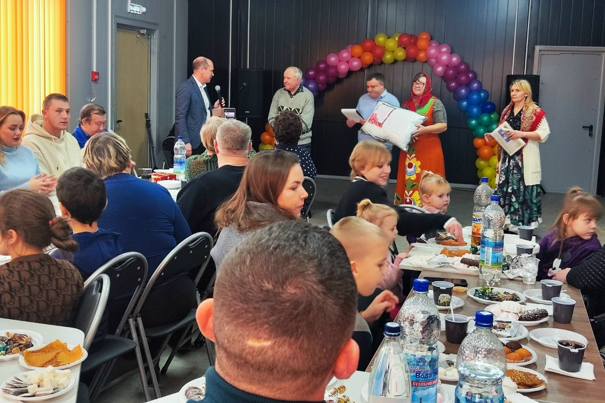 В доме культуры села Каменка прошёл замечательный праздник «День села Васильевка» В доме культуры села Каменка прошёл замечательный праздник «День села Васильевка»