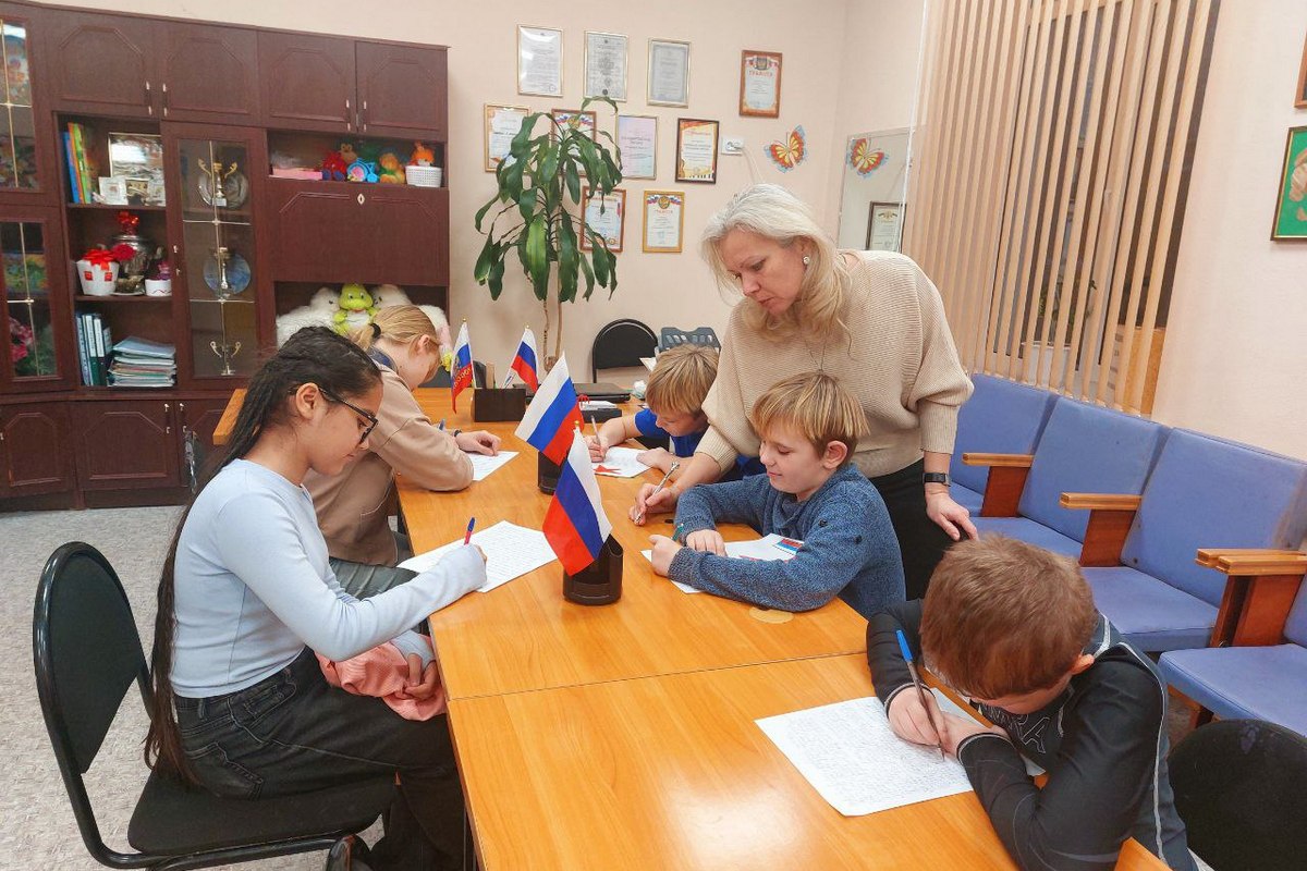 Узловчане писали трогательные письма, полные благодарности и уважения к тем, кто защищал нашу Родину