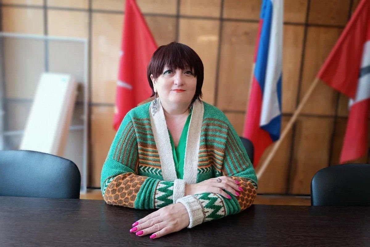 Елена Жарова: «Служба по контракту - осознанный выбор настоящих патриотов» Елена Жарова: «Служба по контракту - осознанный выбор настоящих патриотов»