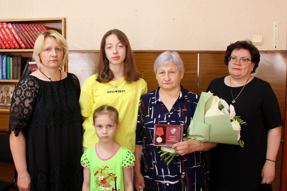 Погибший в ходе СВО узловчанин отмечен медалью Жукова Погибший в ходе СВО узловчанин отмечен медалью Жукова