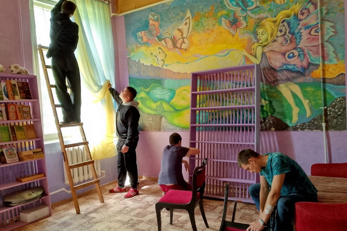 Трудовые будни узловчан во время каникул Трудовые будни узловчан во время каникул
