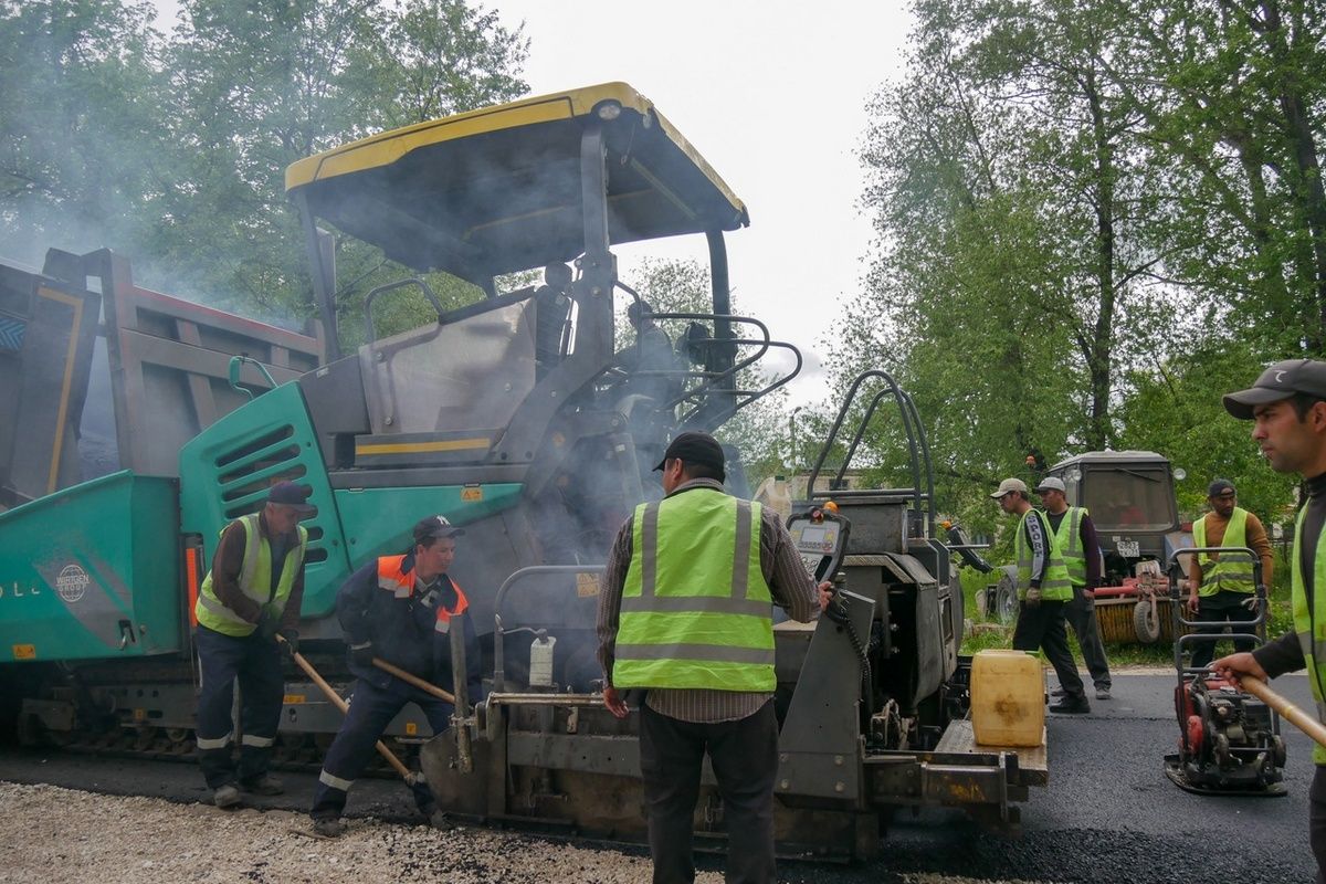 В поселке Дубовка начались работы по капитальному ремонту улицы Луговая