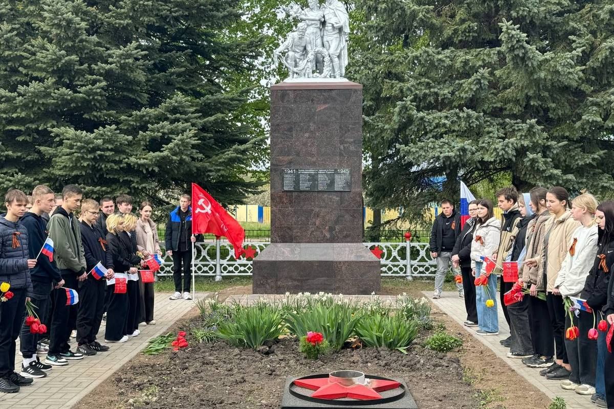 Жители села Смородино почтили память павших воинов Великой Отечественной войны