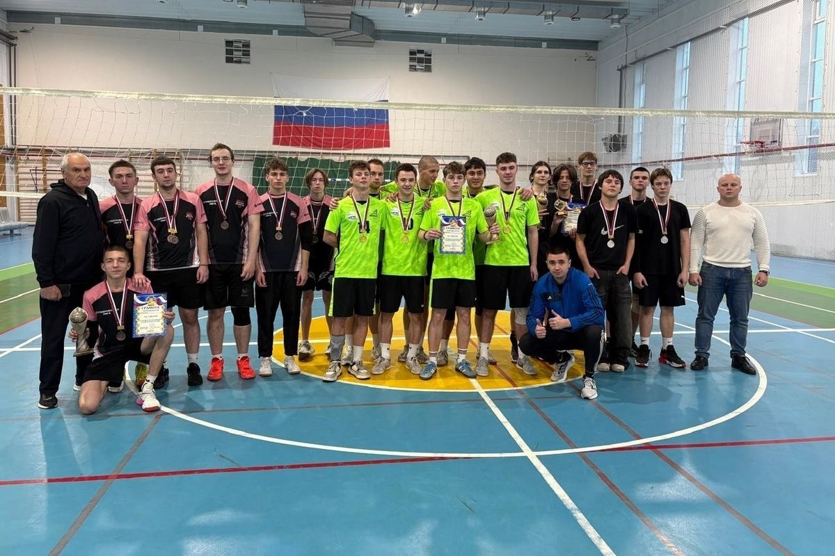 Узловские студенты проявили сплочённость и настоящий соревновательный дух