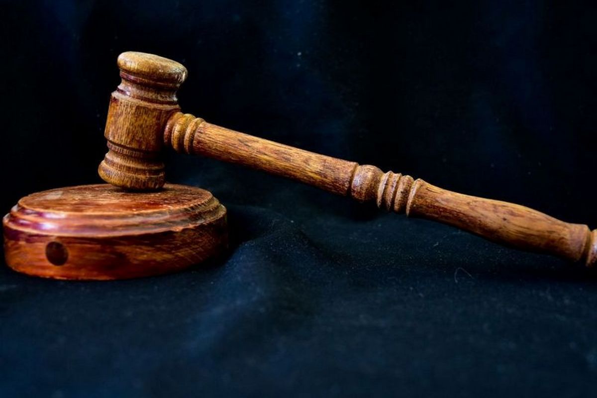 В Узловой бывшего сотрудника исправительного центра отправили под домашний арест за взятки В Узловой бывшего сотрудника исправительного центра отправили под домашний арест за взятки