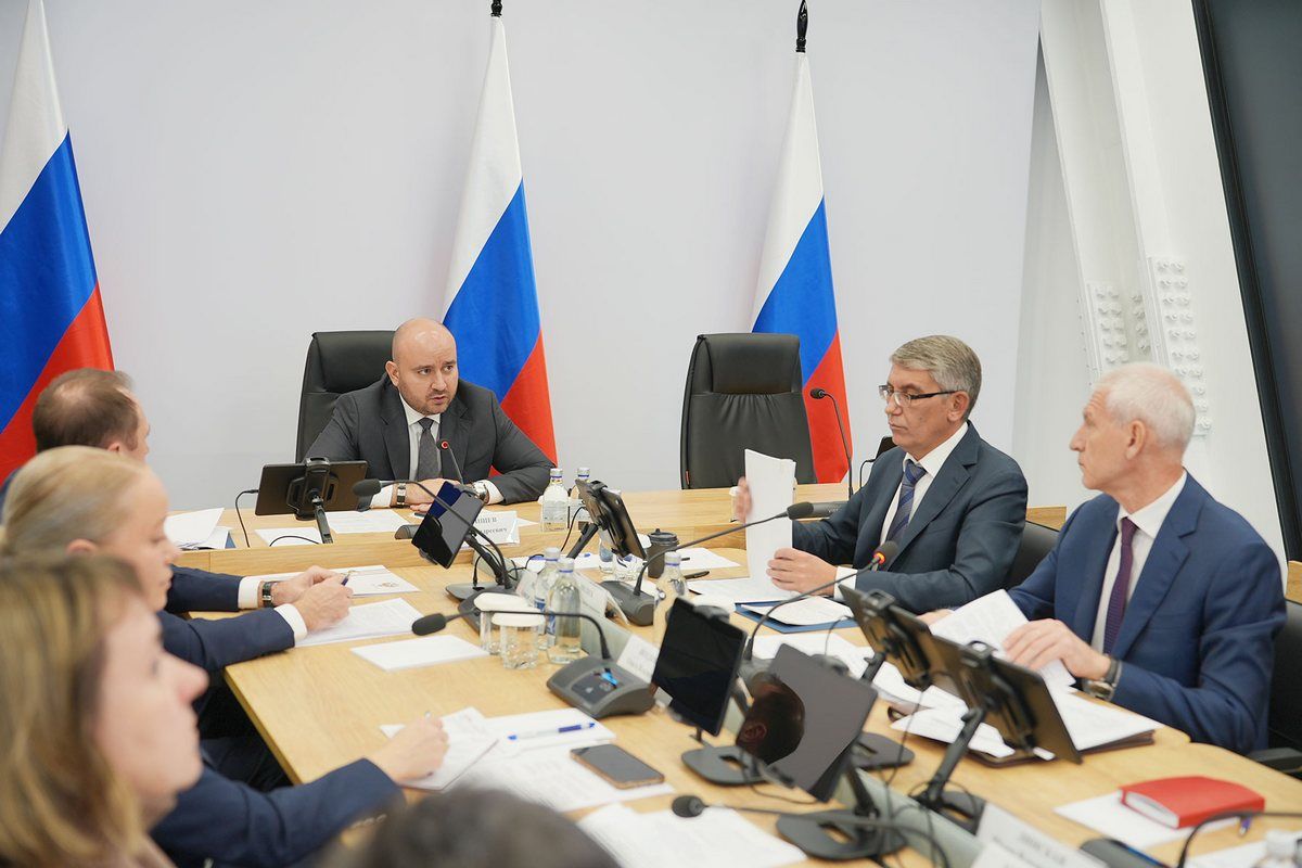 Глава региона обозначил ряд вопросов и предложений, которые комиссия Госсовета по спорту предлагает рассмотреть и учесть при подготовке доклада Президенту Глава региона обозначил ряд вопросов и предложений, которые комиссия Госсовета по спорту предлагает рассмотреть и учесть при подготовке доклада Президенту