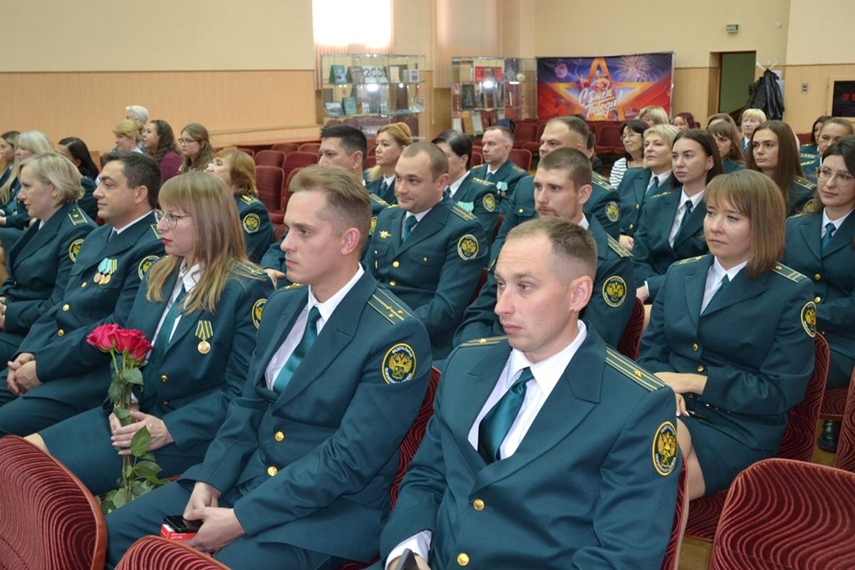 К профессиональному празднику тульские таможенники подвели итоги деятельности К профессиональному празднику тульские таможенники подвели итоги деятельности
