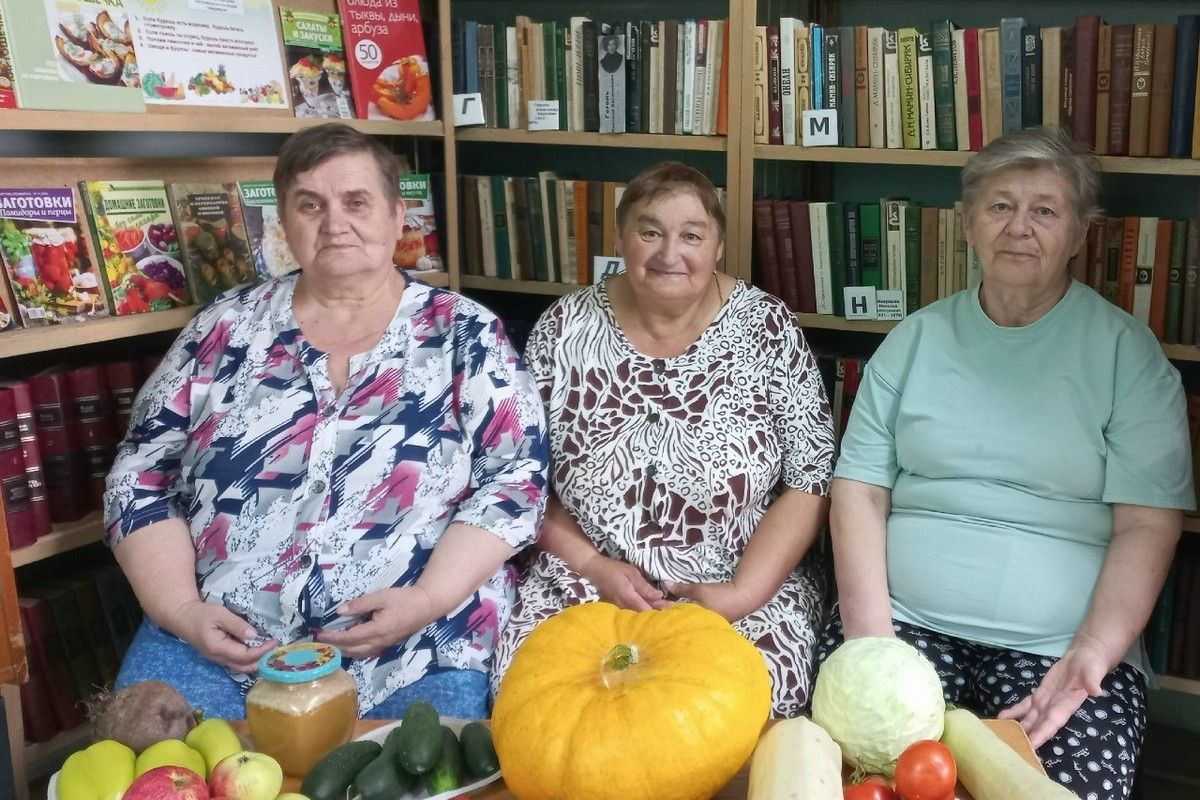 Узловчанки поделились опытом по уходу за плодовыми деревьями и ягодными кустарниками