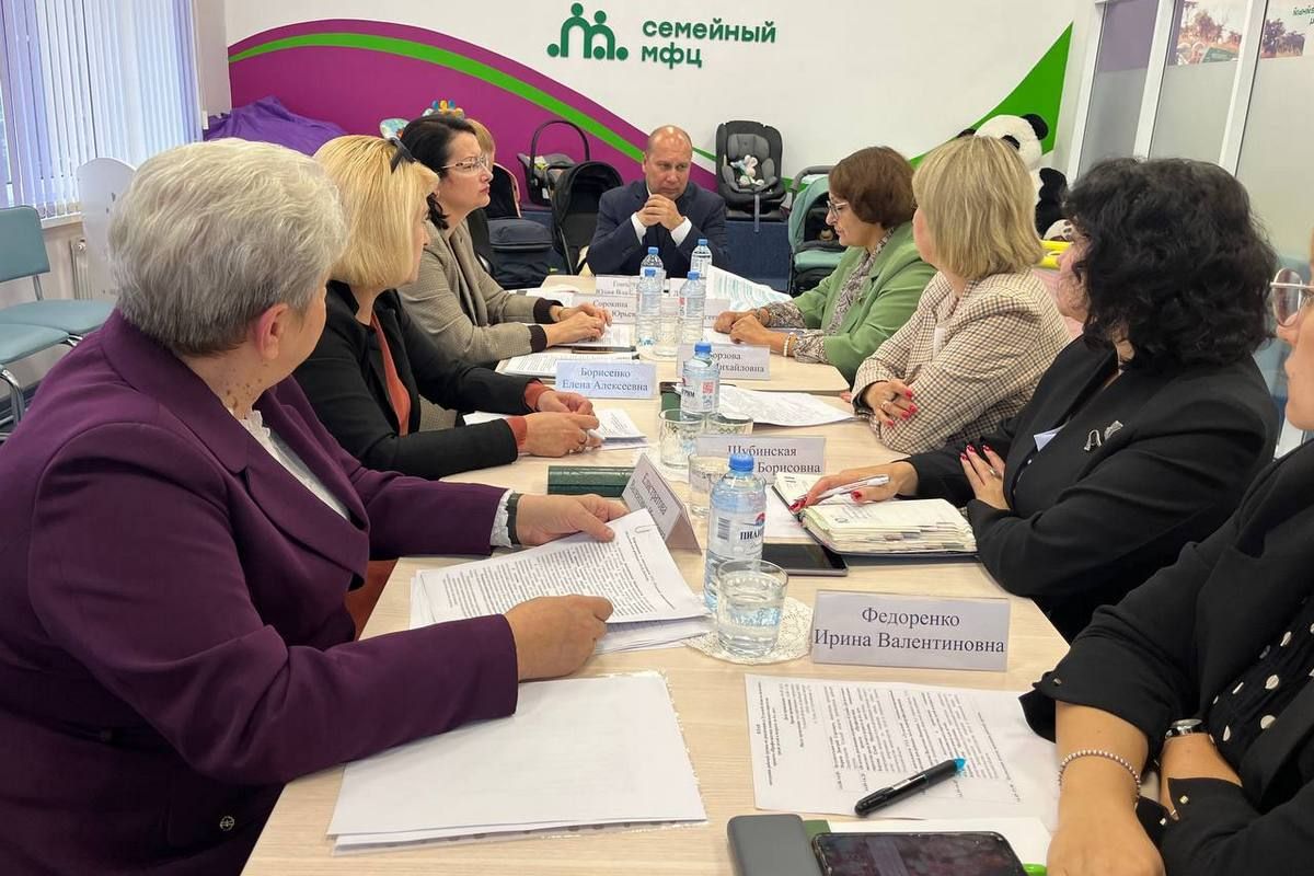 В Тульской области почти 200 детей-сирот вернулись в семью