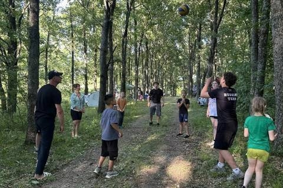 Узловские спортсмены сходили в поход Узловские спортсмены сходили в поход