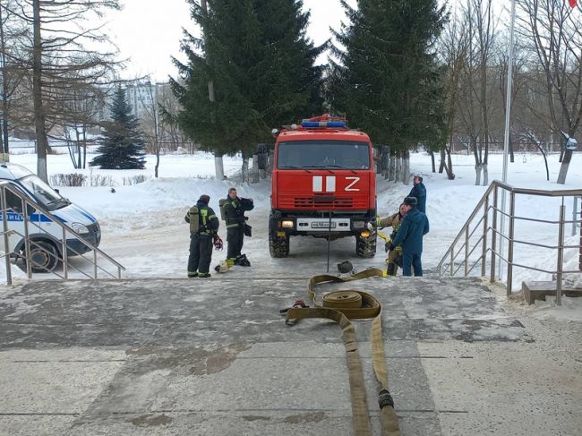 В Веневском центре образования № 2 прошли учения по пожарной безопасности