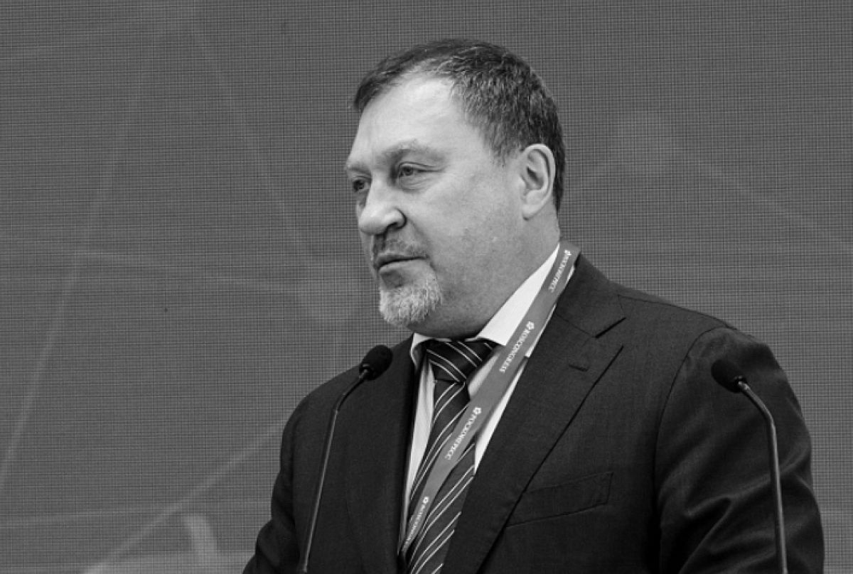 Дмитрий Миляев выразил соболезнования в связи с уходом из жизни руководителя Группы ПТК Александра Силкина