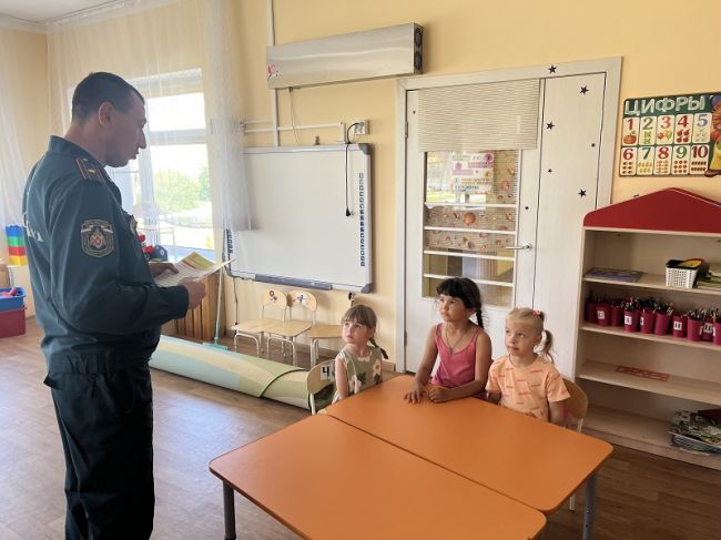 Веневским дошколятам рассказали о правилах пожарной безопасности