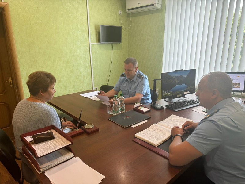 Заместитель прокурора области Олег Цыганков провел личный выездной прием граждан
