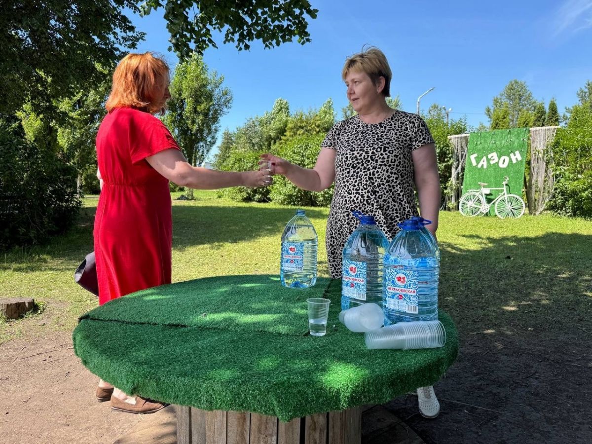В Волово организована раздача питьевой воды на площадке Газон