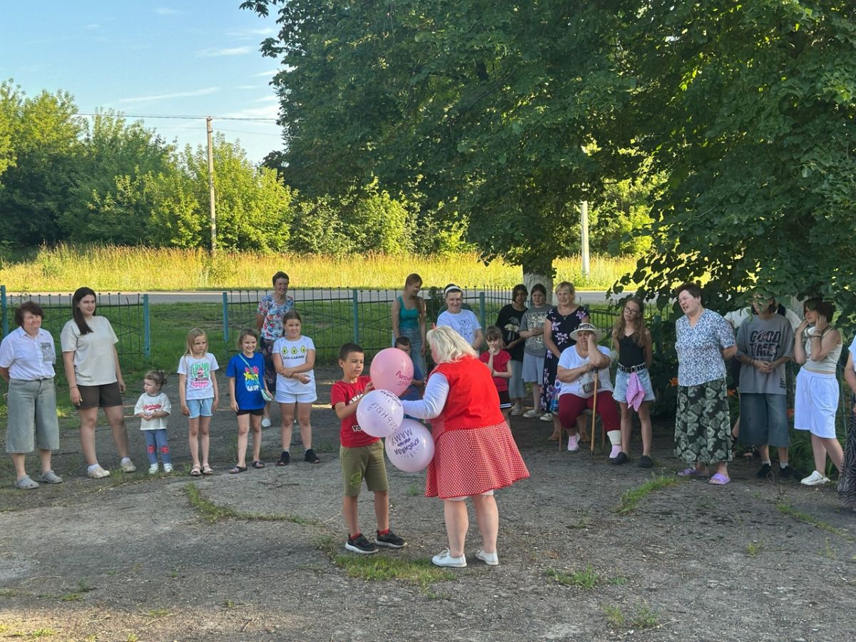 Автоклуб Воловского Дома культуры посетил деревню Красный Холм